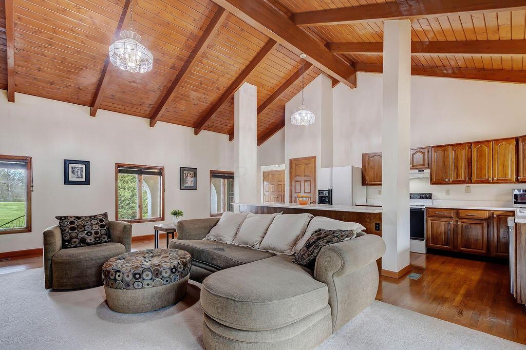 9747 Concord Road Dublin, OH 43017 - Photo 18 of 40 Great room