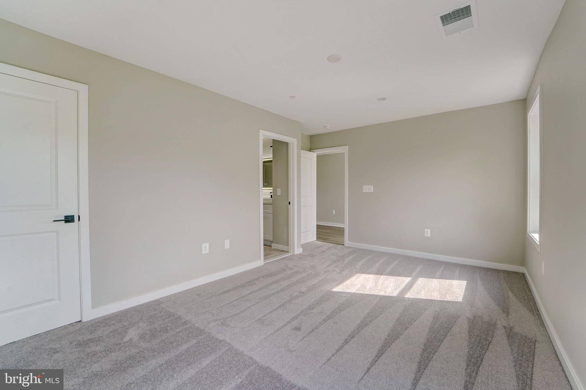 7618 Carla Road Pikesville, MD 21208 - Photo 27 of 44