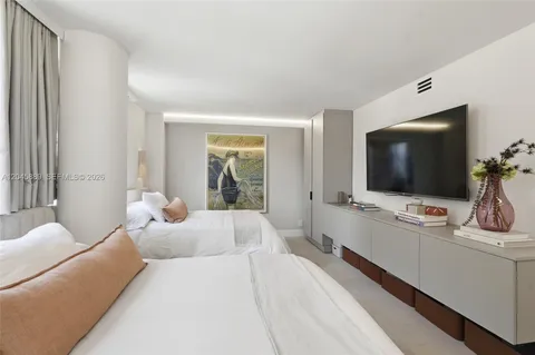 $2,150,000 | 2025 Brickell Avenue, Unit 1401, Miami, FL 33129