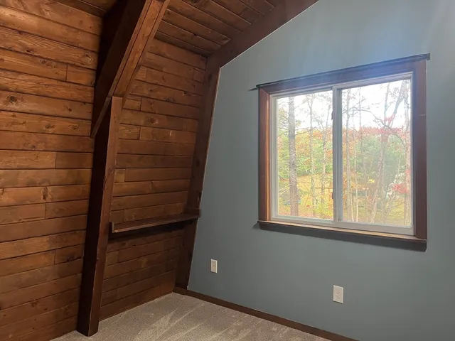 $3,500 | 888 Salem Street, Groveland, MA 01834