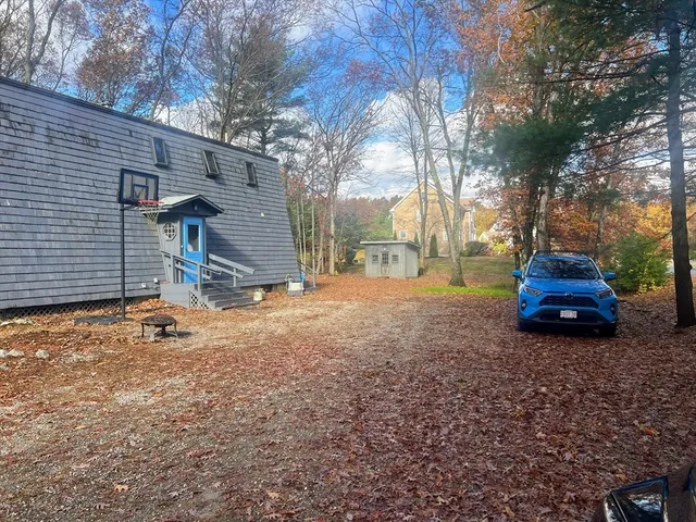 $3,500 | 888 Salem Street, Groveland, MA 01834