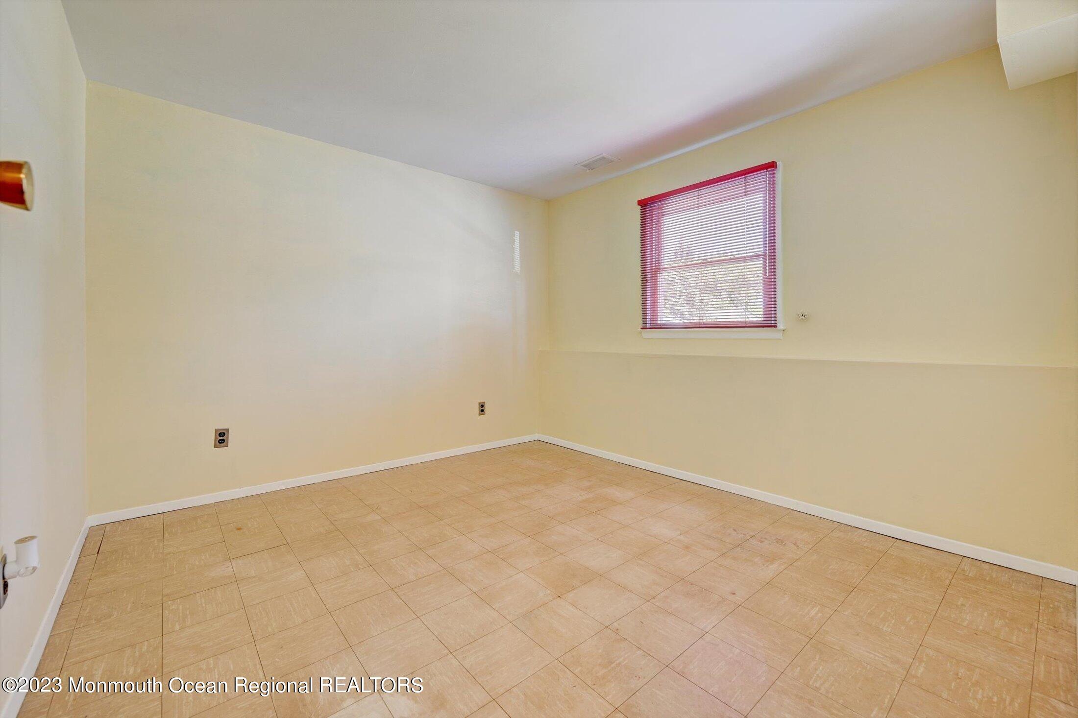 10 Iris Drive Jackson, NJ 08527 - Photo 28 of 39 26-38116818