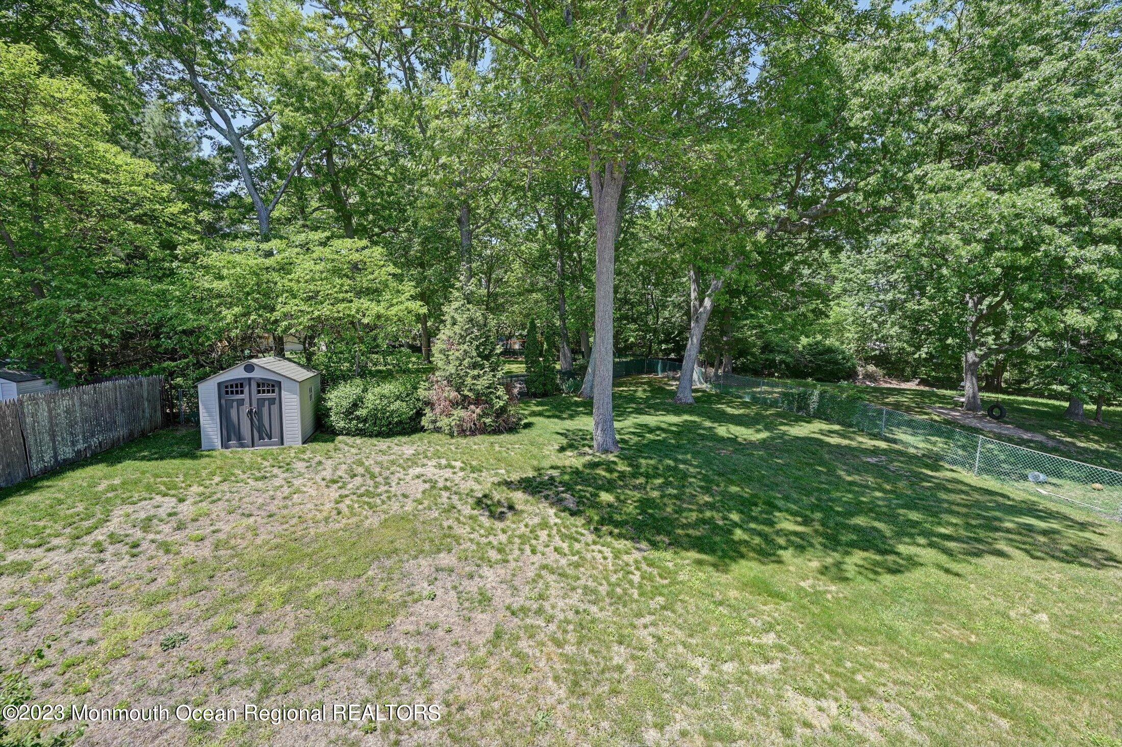 10 Iris Drive Jackson, NJ 08527 - Photo 33 of 39 31-38116872