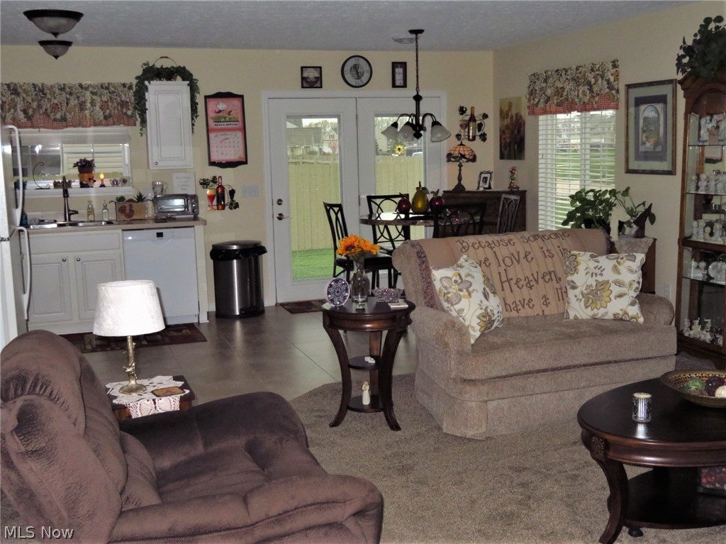 8402 Murray Ridge Road Elyria, OH 44035 - Photo 7 of 18 Gallery Image 7