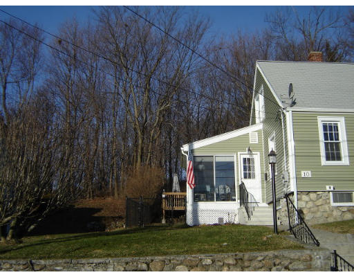 10 Harwich Street Worcester, MA 01607 - Photo 11 of 14 Gallery Image 11