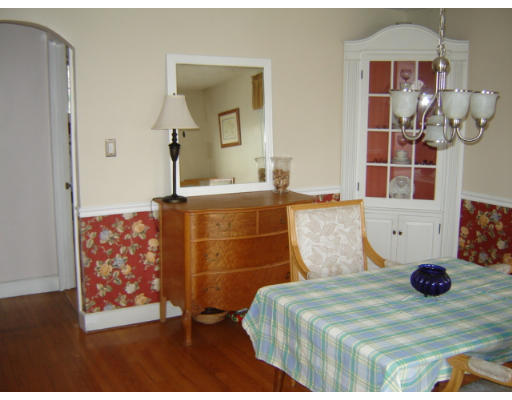 10 Harwich Street Worcester, MA 01607 - Photo 8 of 14 Gallery Image 8