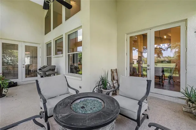 a view of utility room with washer and dryer