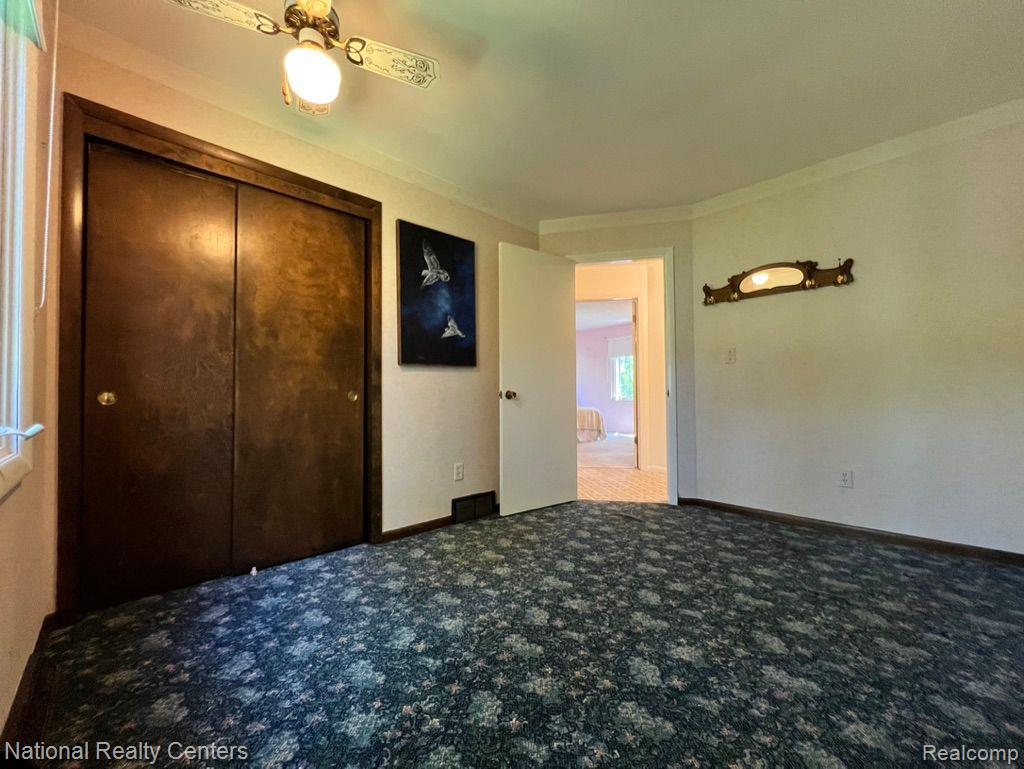 47635 Hanford Road Canton, MI 48187 - Photo 17 of 39 Gallery Image 17