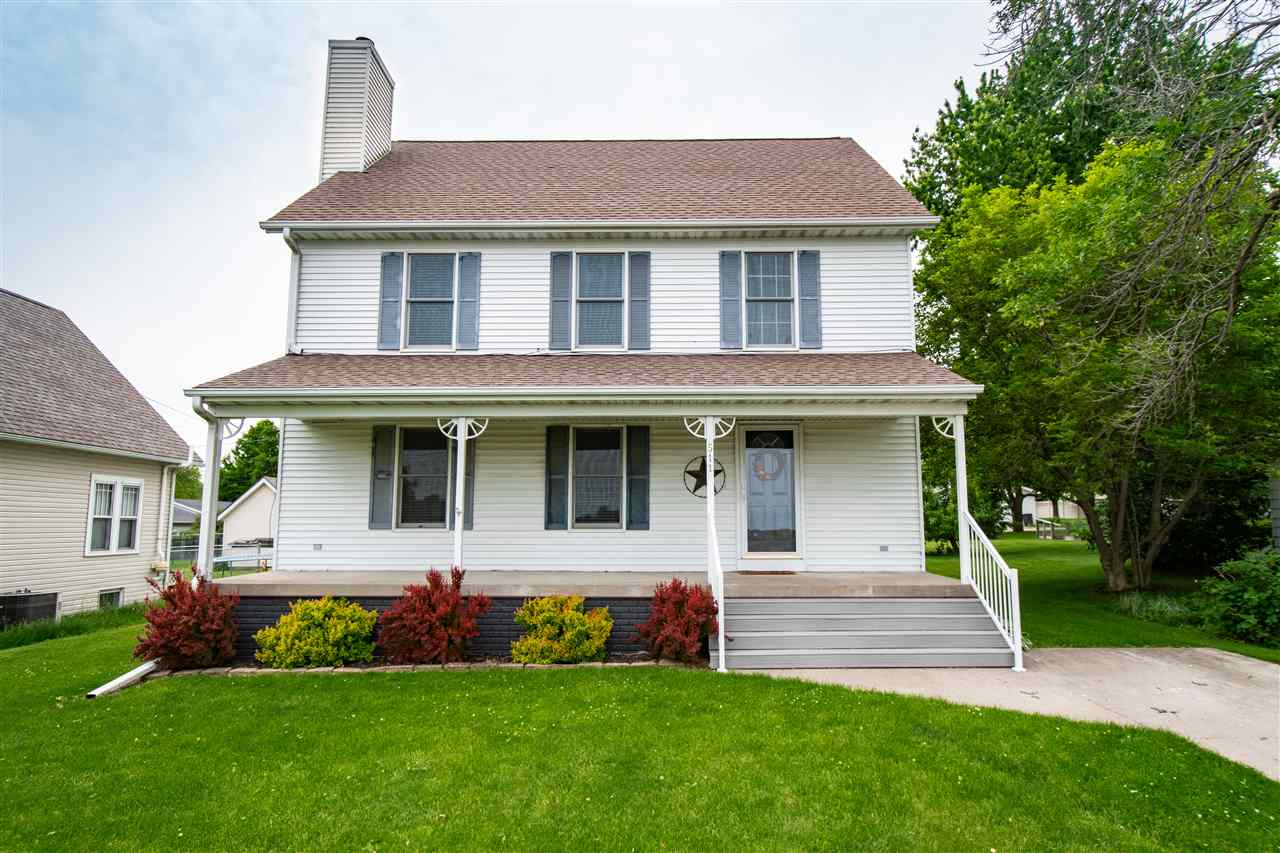 511 South Riggs Street Lone Tree, IA 52755 - Photo 1 of 30 Gallery Image 1