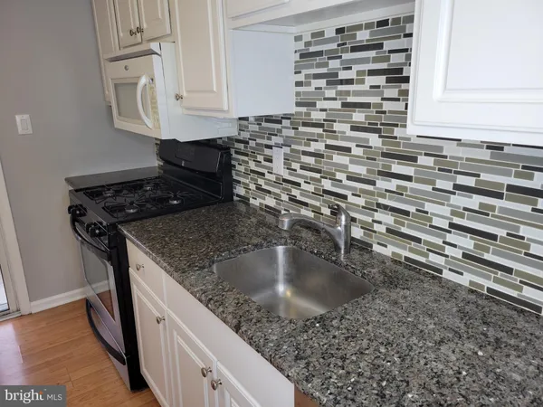 $2,695 | 2904 Saxony Drive, Mount Laurel, NJ 08054