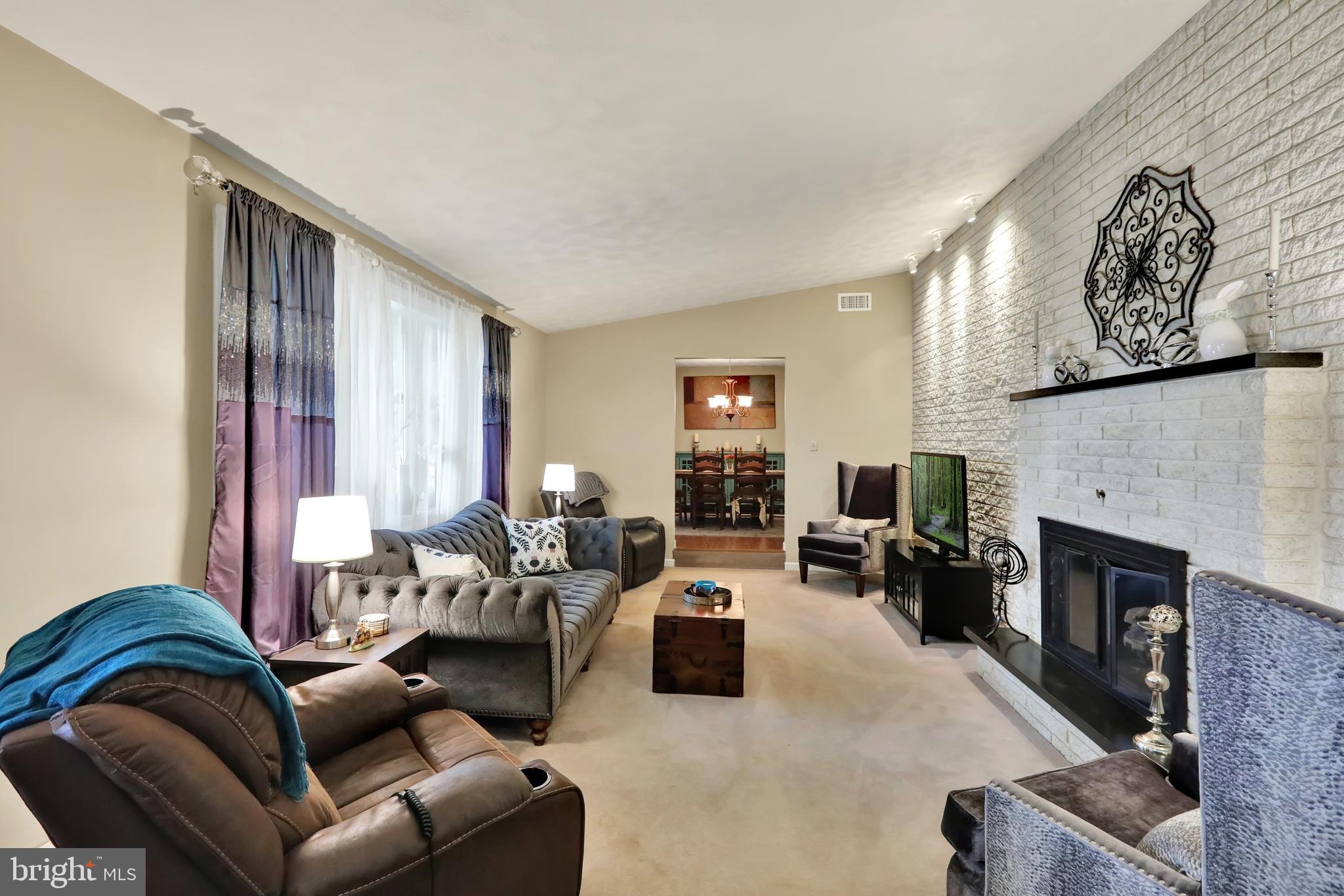 5 Park Road Reading, PA 19609 - Photo 4 of 54