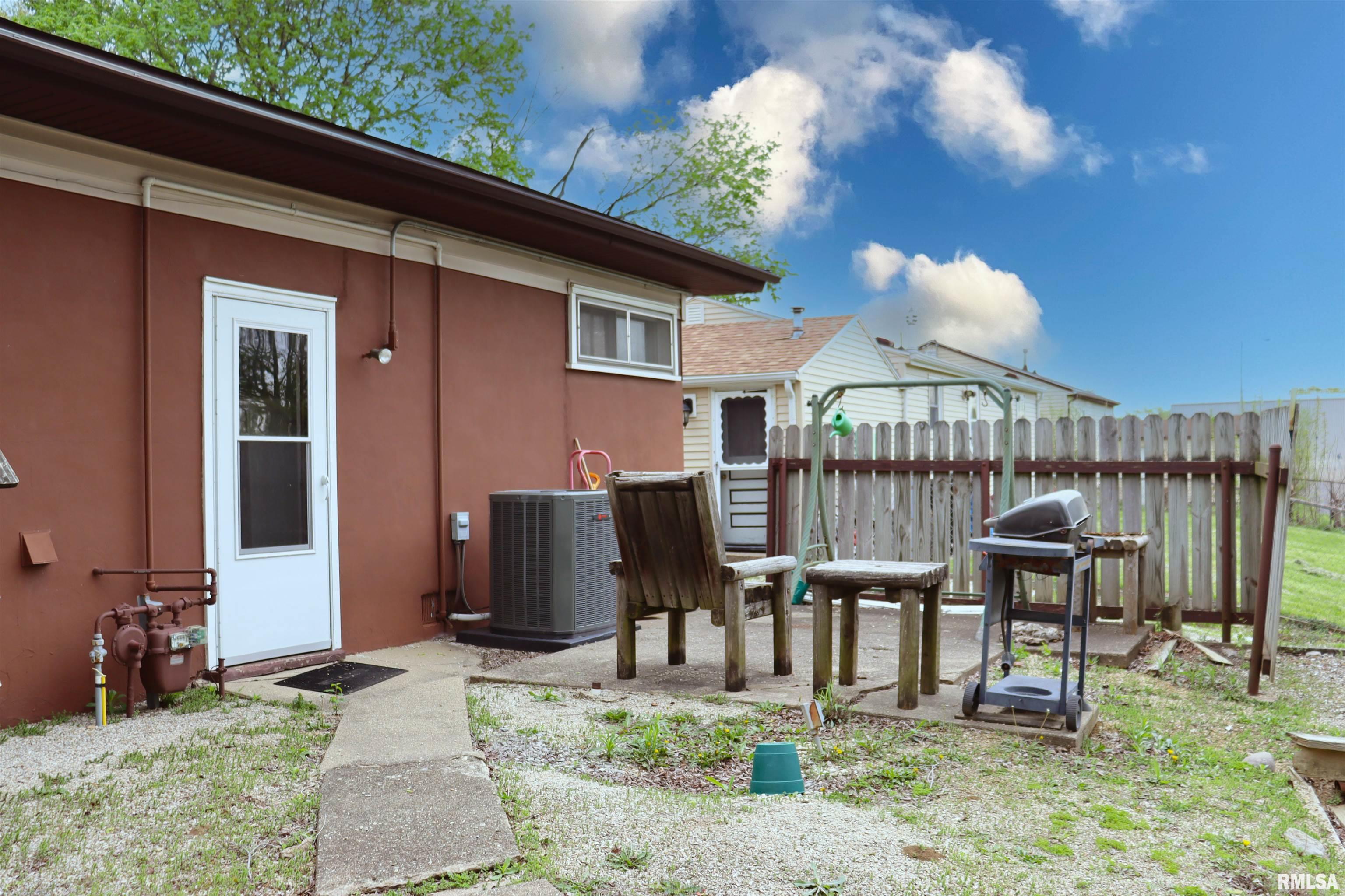 5210 West Monroe Road Peoria, IL 61607 - Photo 17 of 21 Gallery Image 17