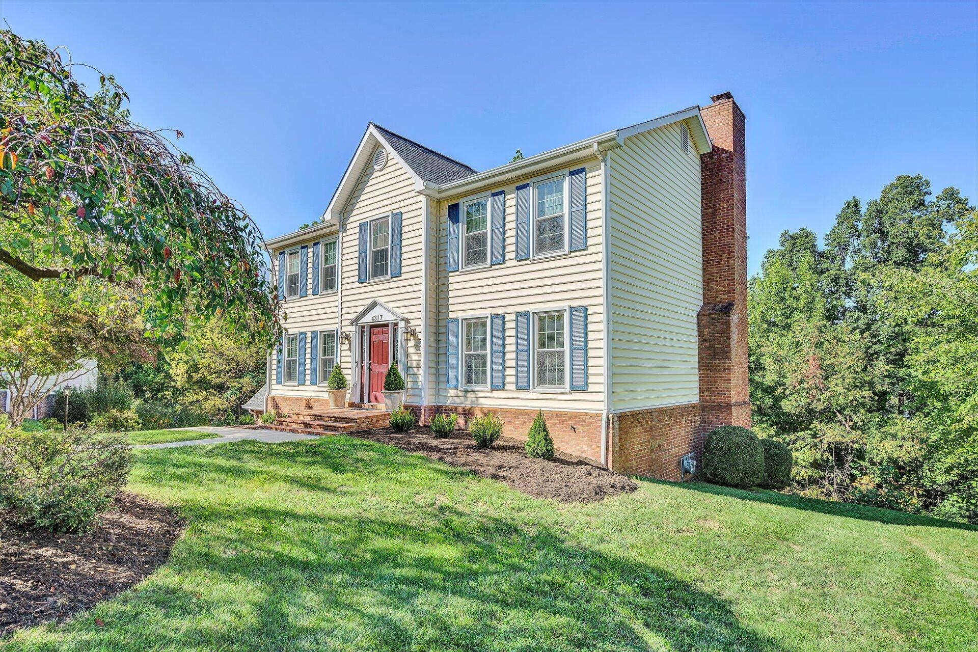 4317 Rte 2054 Roanoke, VA 24018 - Photo 2 of 47 Front_Left_4317_Fox Chase Ct