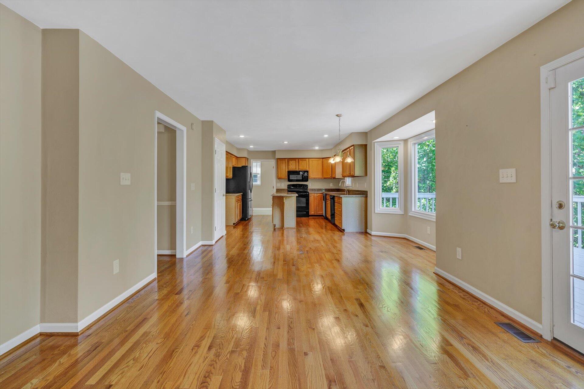 4317 Rte 2054 Roanoke, VA 24018 - Photo 12 of 47 Fam_Rm_Brkfst_Area-2_4317_Fox Chase Ct