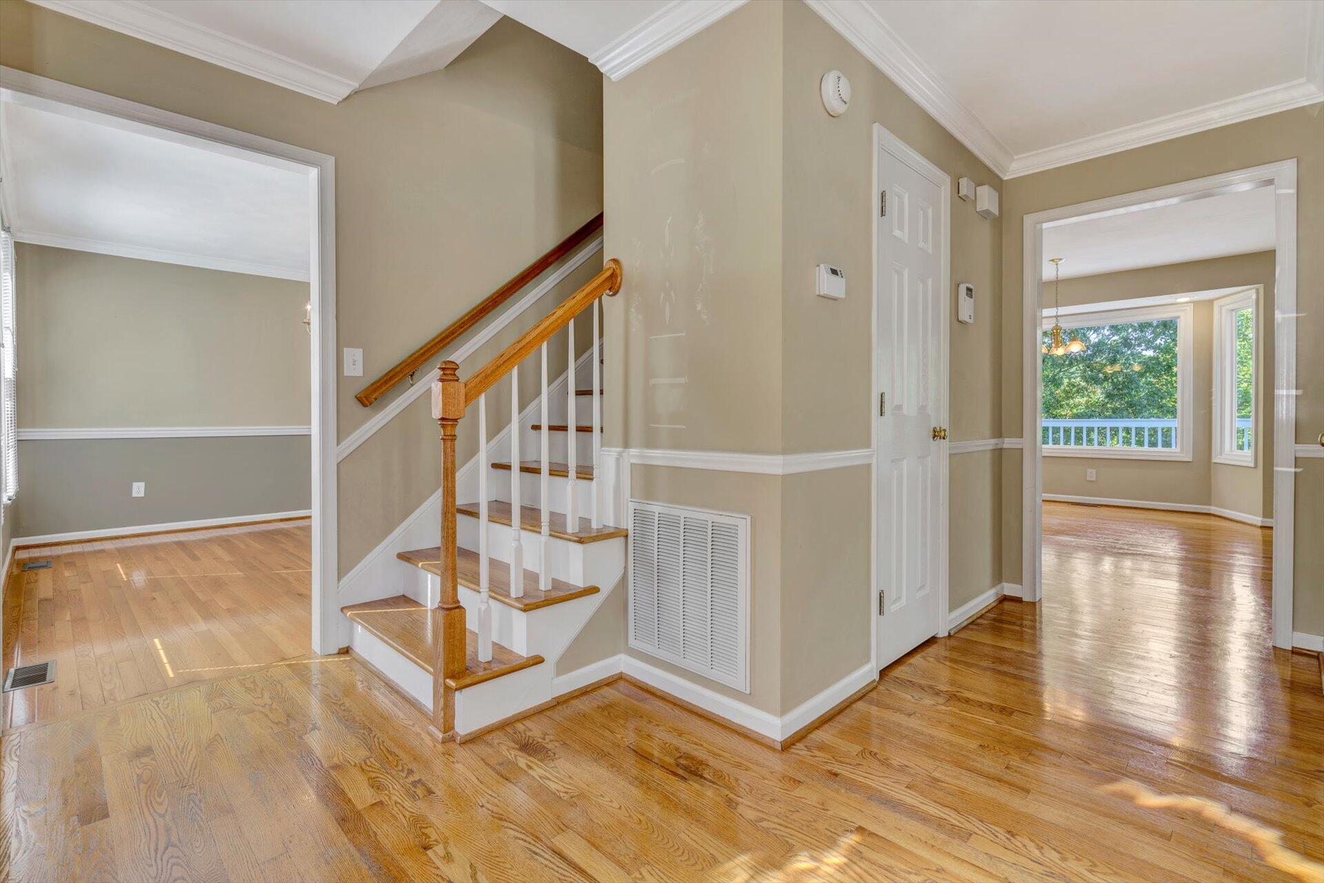 4317 Rte 2054 Roanoke, VA 24018 - Photo 21 of 47 Stairs_4317_Fox Chase Ct