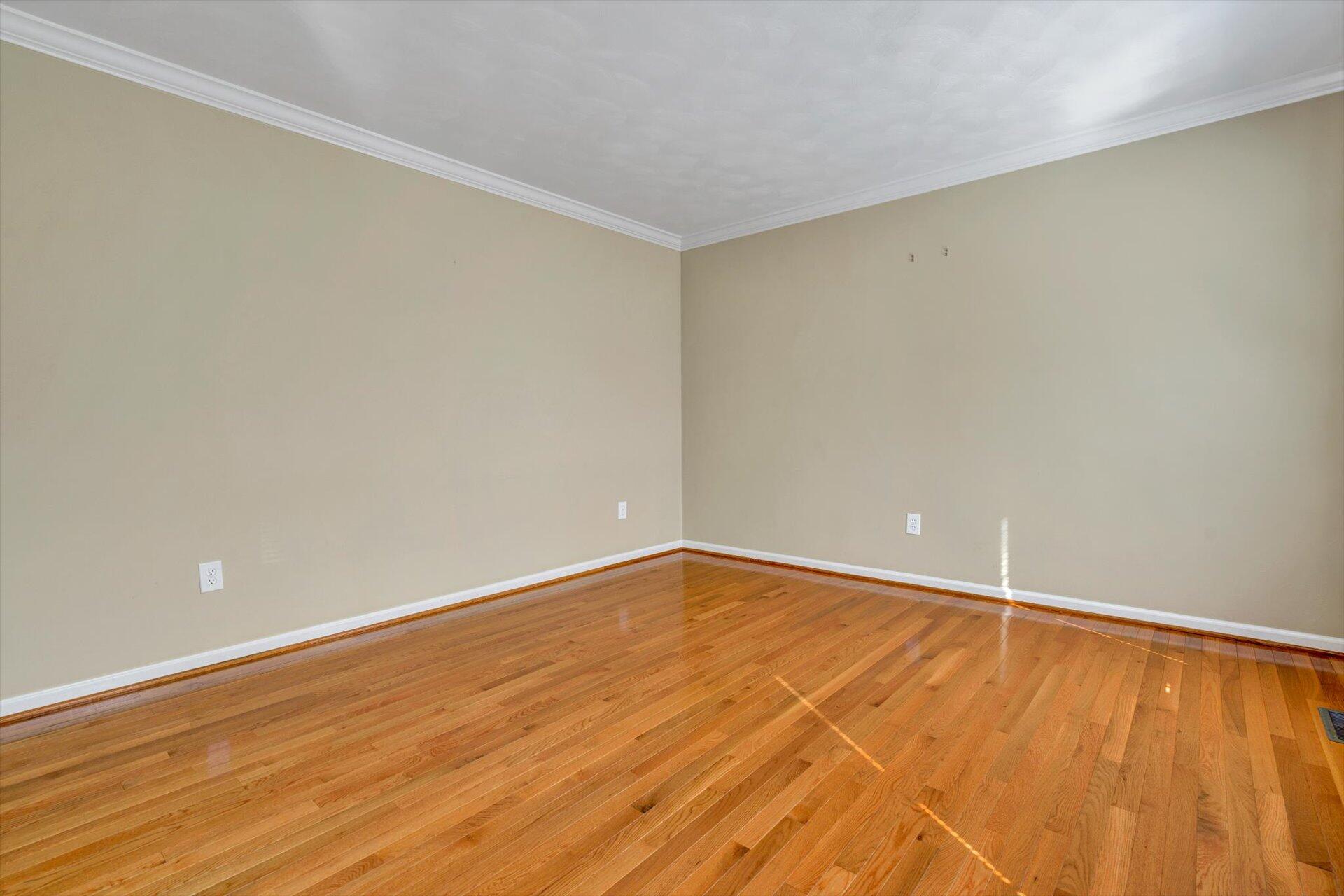4317 Rte 2054 Roanoke, VA 24018 - Photo 5 of 47 Living_Room-1_4317_Fox Chase Ct