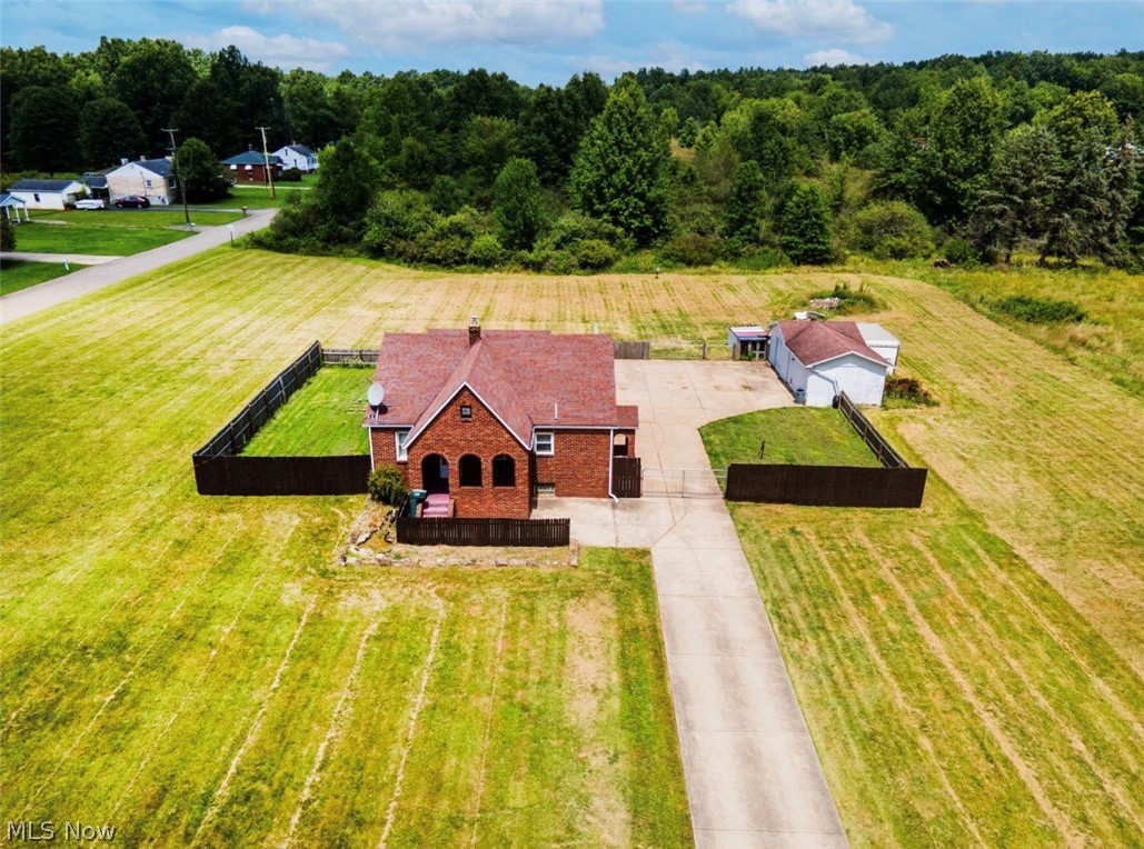 4242 McCartney Road Lowellville, OH 44436 - Photo 2 of 42 Gallery Image 2