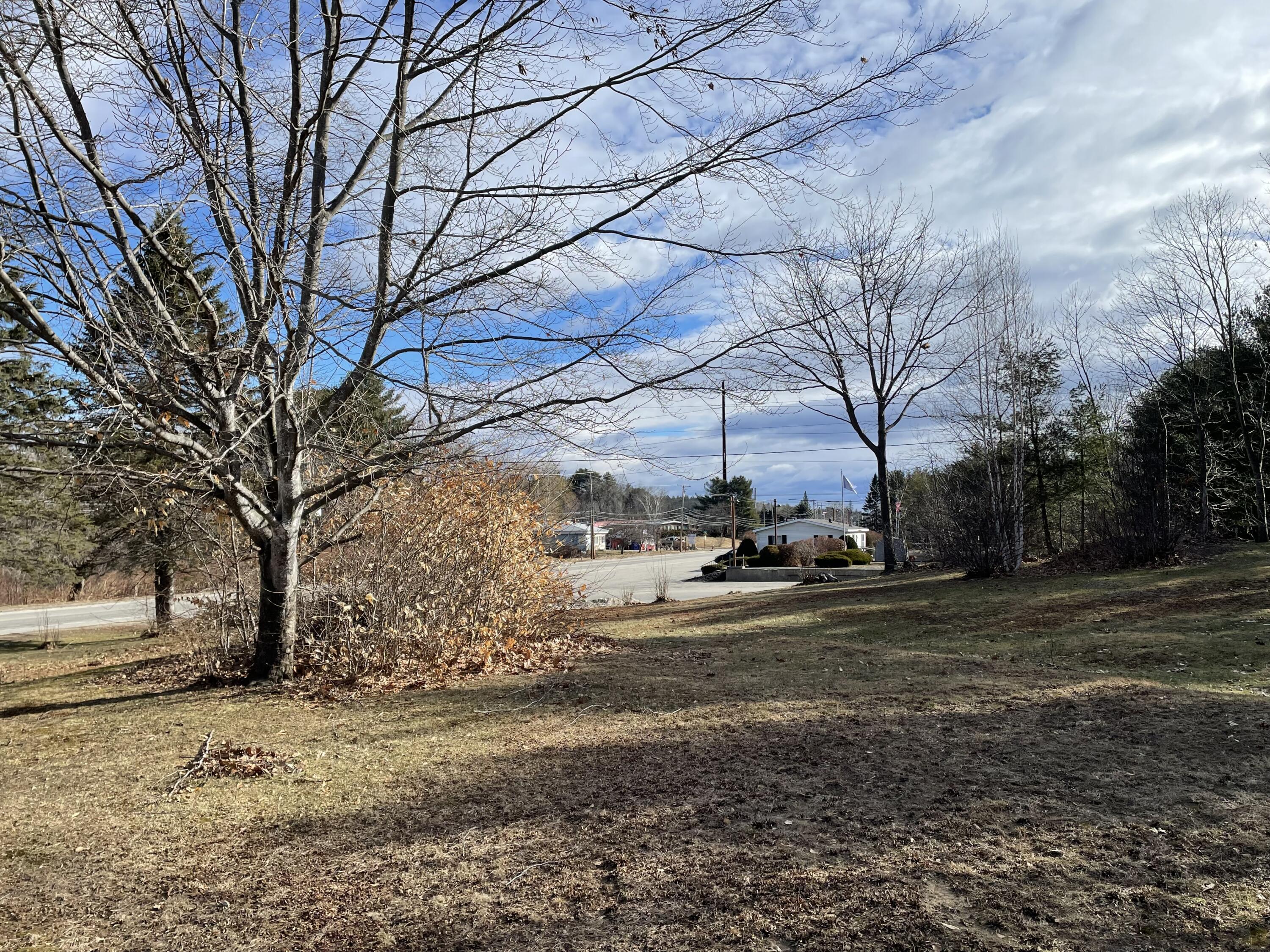 1149 Sabattus Street Lewiston, ME 04240 - Photo 8 of 11 8