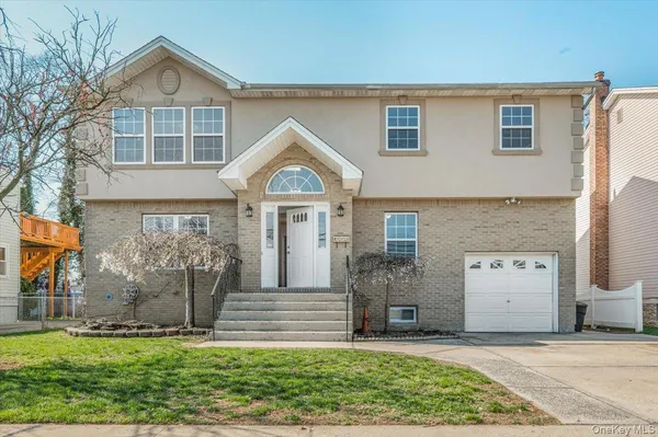 $1,199,000 | 1259 New York Avenue, Elmont, NY 11003