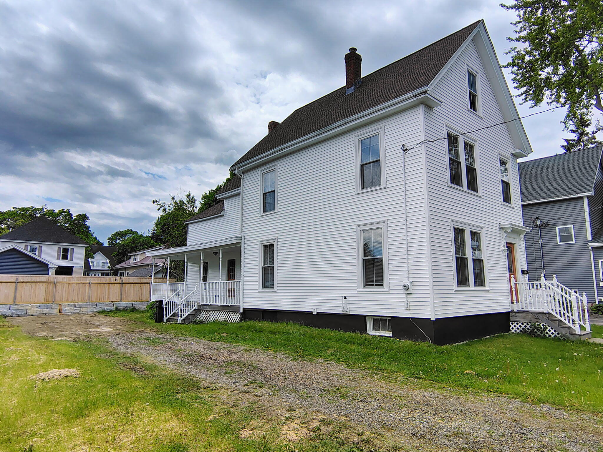 60 West Street Bangor, ME 04401 - Photo 5 of 40 1