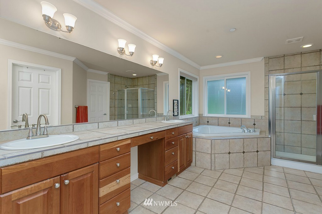 903 South 34th Place Renton, WA 98055 - Photo 13 of 18 Gallery Image 13
