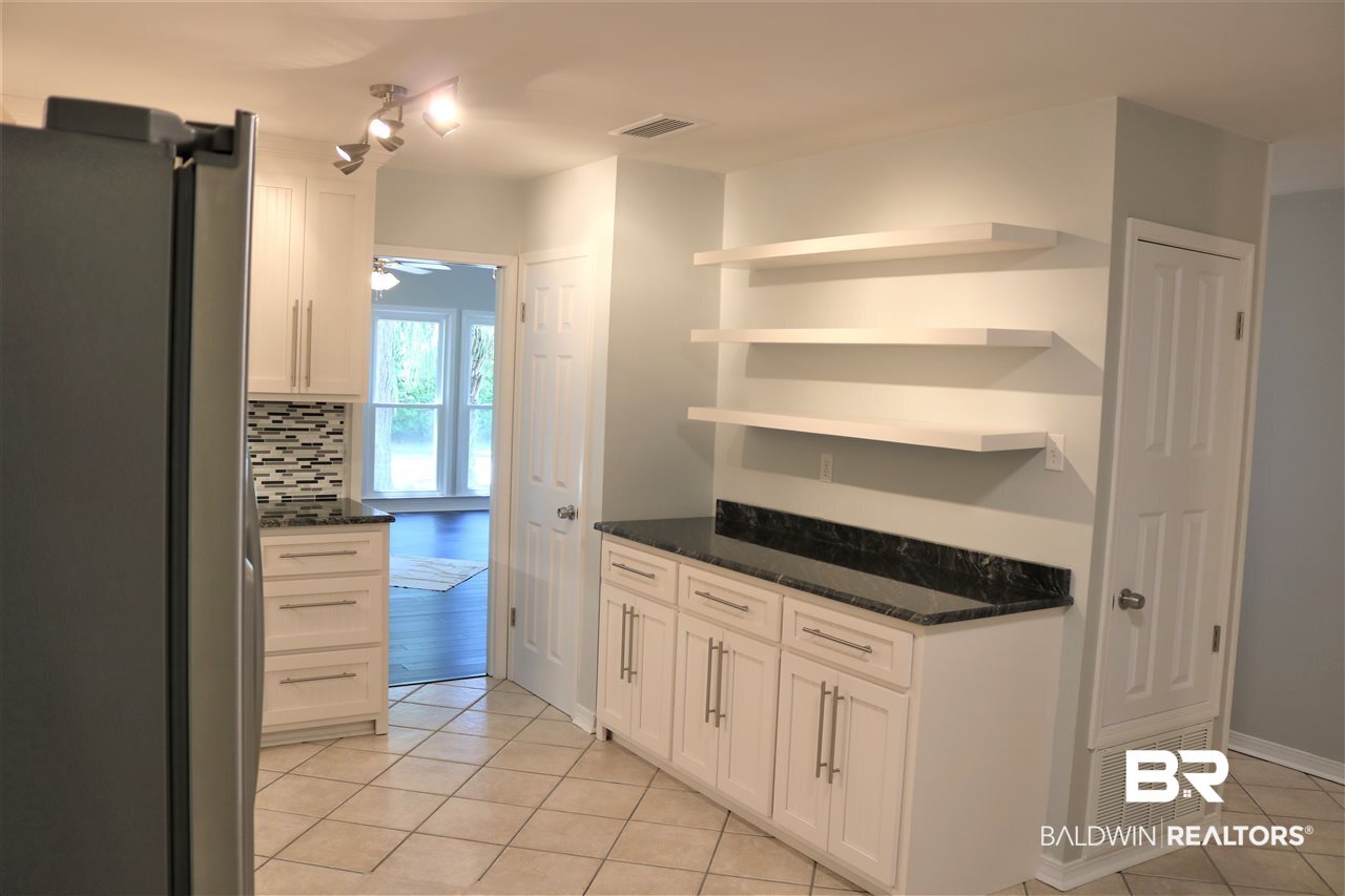 158 Ridgewood Drive Daphne, AL 36526 - Photo 16 of 47