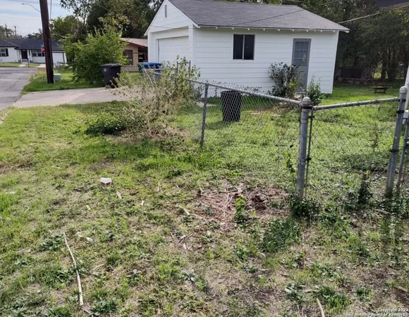 $1,800 | 142 Jade Drive, San Antonio, TX 78209