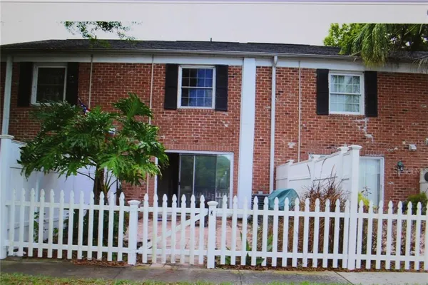 $1,895 | 13735 Juniper Blossom Drive, Tampa, FL 33618