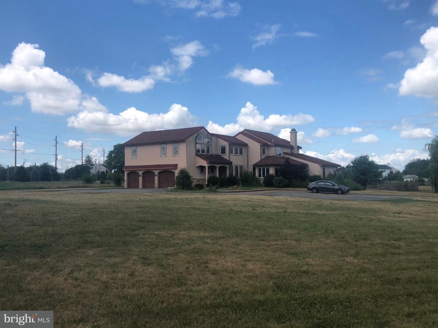 5 West Wolfert Station Road Mickleton, NJ 08056 - Photo 1 of 25 Gallery Image 1
