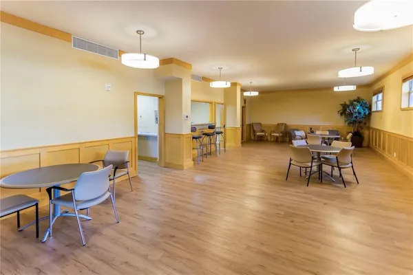 $2,300 | 800 Northeast 195th Street, Unit 605, Miami, FL 33179