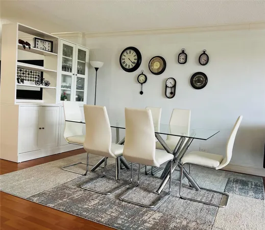 $2,300 | 800 Northeast 195th Street, Unit 605, Miami, FL 33179