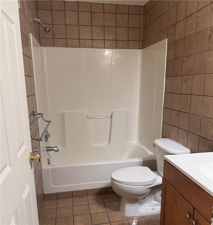 180 Wexford Drive, Unit 301 Anderson, SC 29621 - Photo 7 of 9