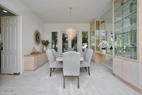 $2,200,000 | 31775 Oak Ranch Court, Westlake Village, CA 91361