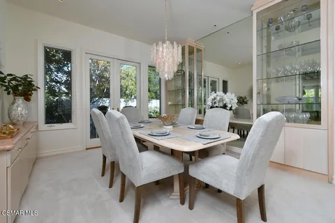 $2,200,000 | 31775 Oak Ranch Court, Westlake Village, CA 91361