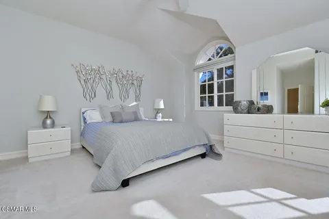 $2,200,000 | 31775 Oak Ranch Court, Westlake Village, CA 91361