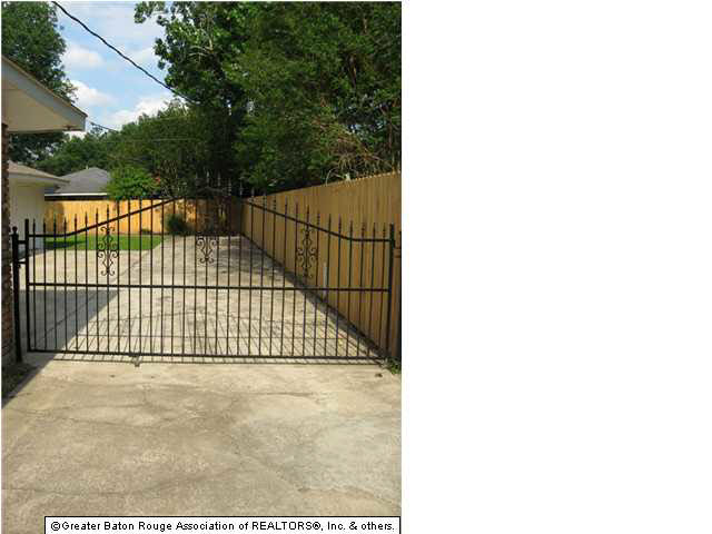 835 Colonial Drive Baton Rouge, LA 70806 - Photo 3 of 12 Gallery Image 3