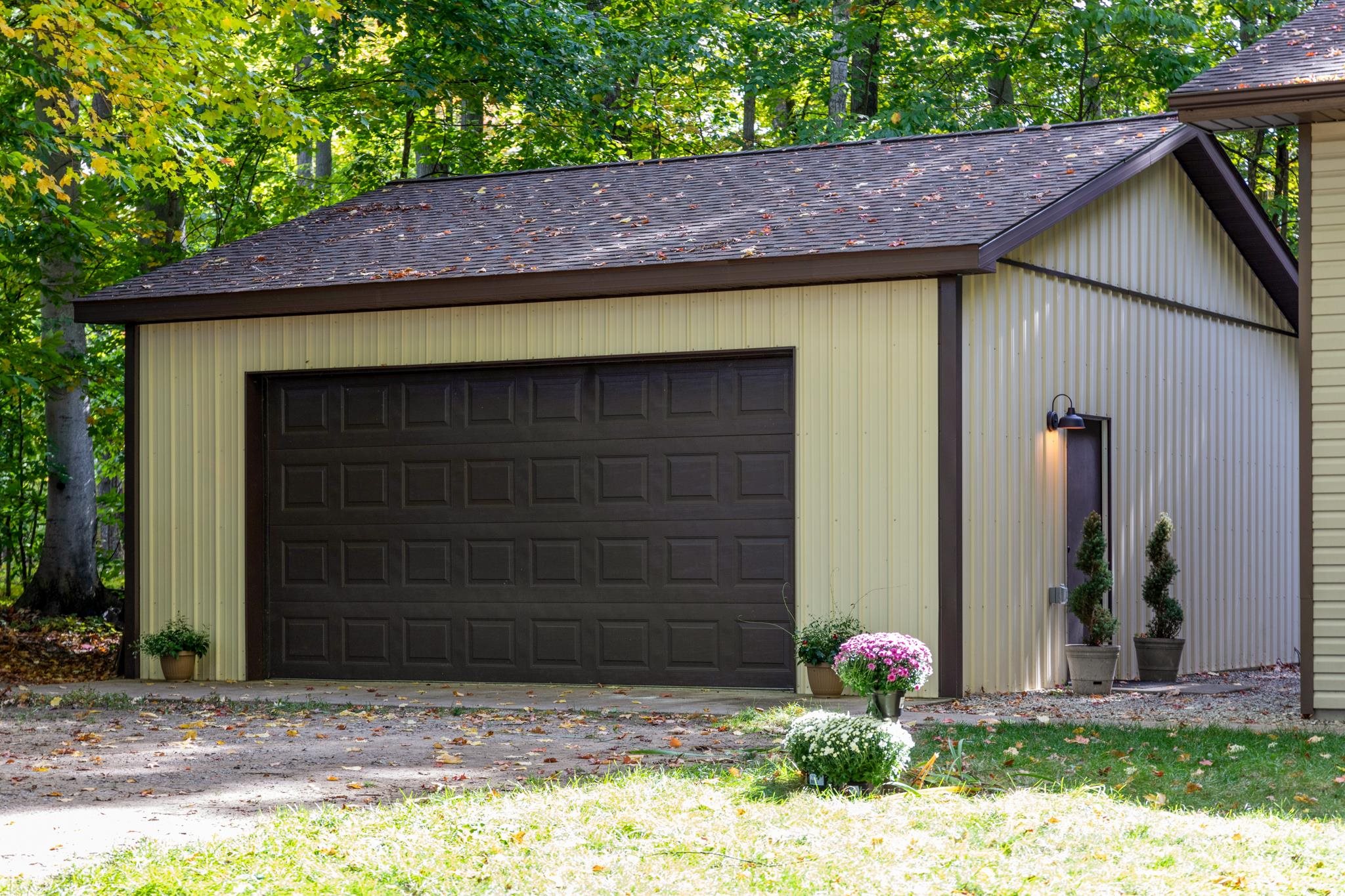 18613 Cedar Run Road Traverse City, MI 49684 - Photo 4 of 52 1917722-3.JPG