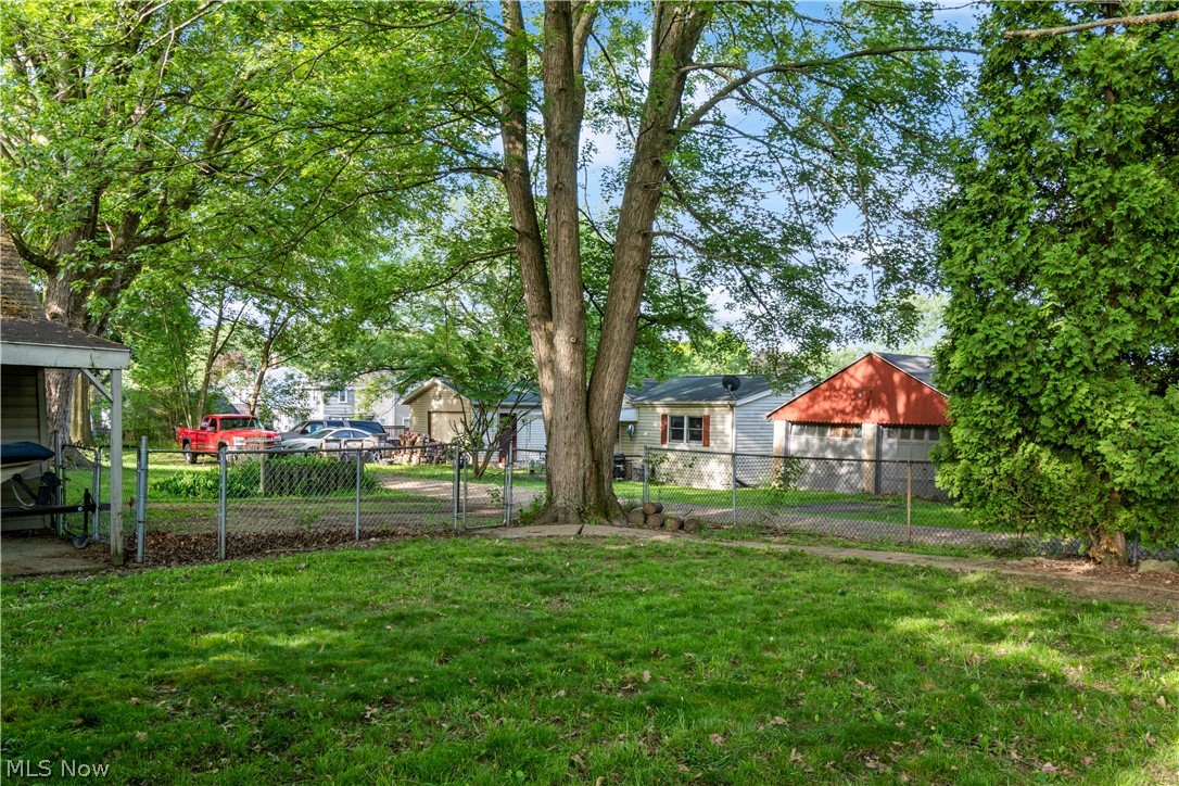 1449 Walnut Road Southwest Massillon, OH 44647 - Photo 22 of 24 Gallery Image 22