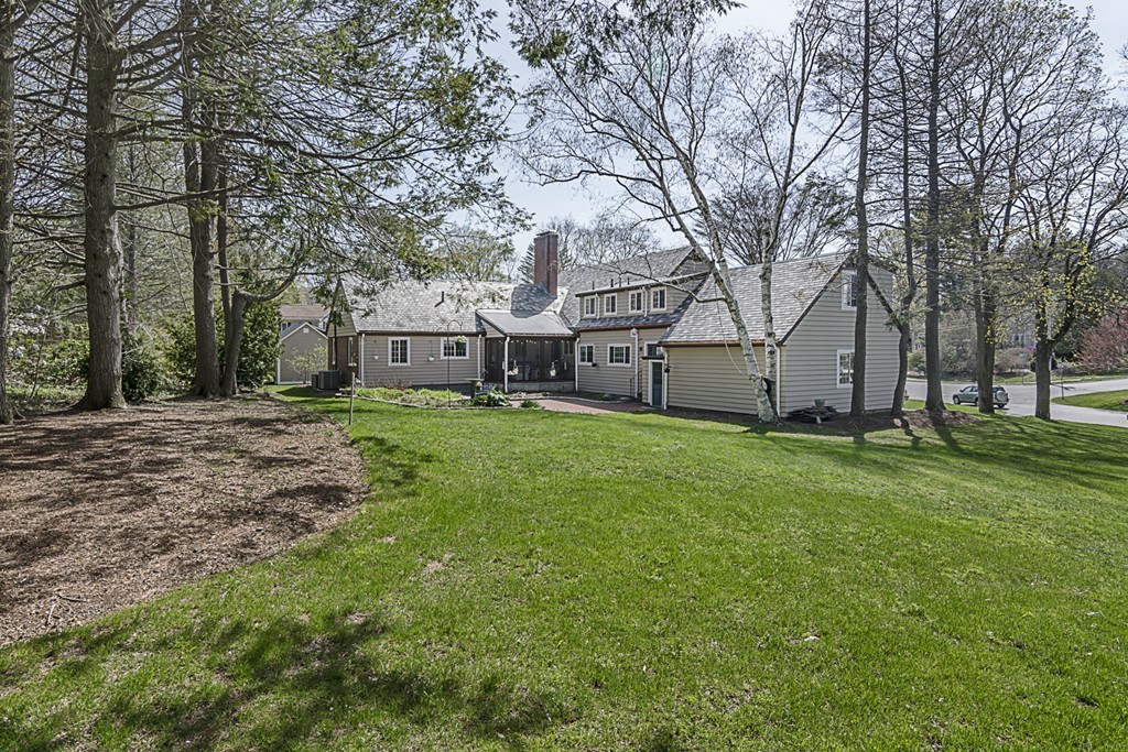 40 Meriam Street Lexington, MA 02420 - Photo 8 of 9