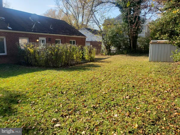 $3,300 | 4969 34th Street North, Arlington, VA 22207