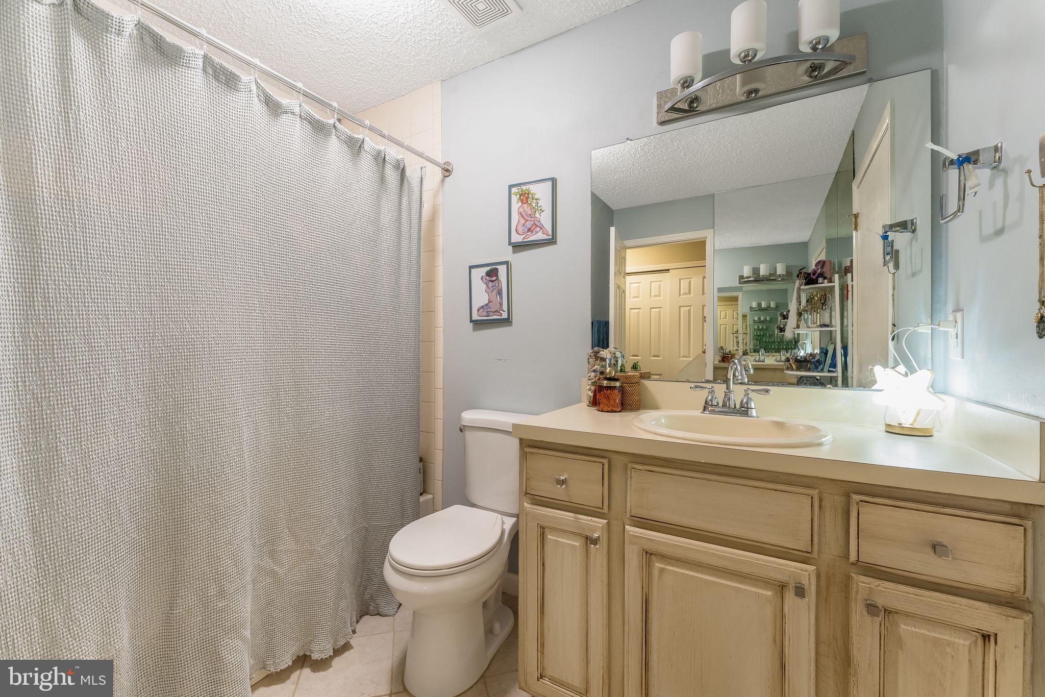 32 Azalea Circle Jackson, NJ 08527 - Photo 17 of 31 Charming bathroom with serene vibes.