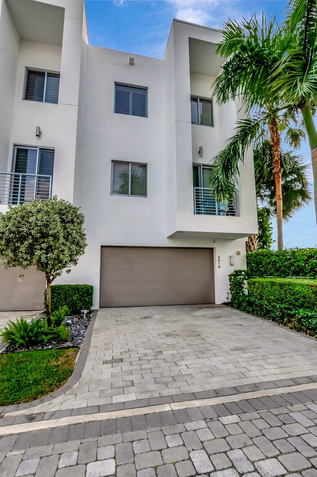 4010 Northwest 18th Way Boca Raton, FL 33431 - Photo 32 of 35 a house that has a lot of plants in it