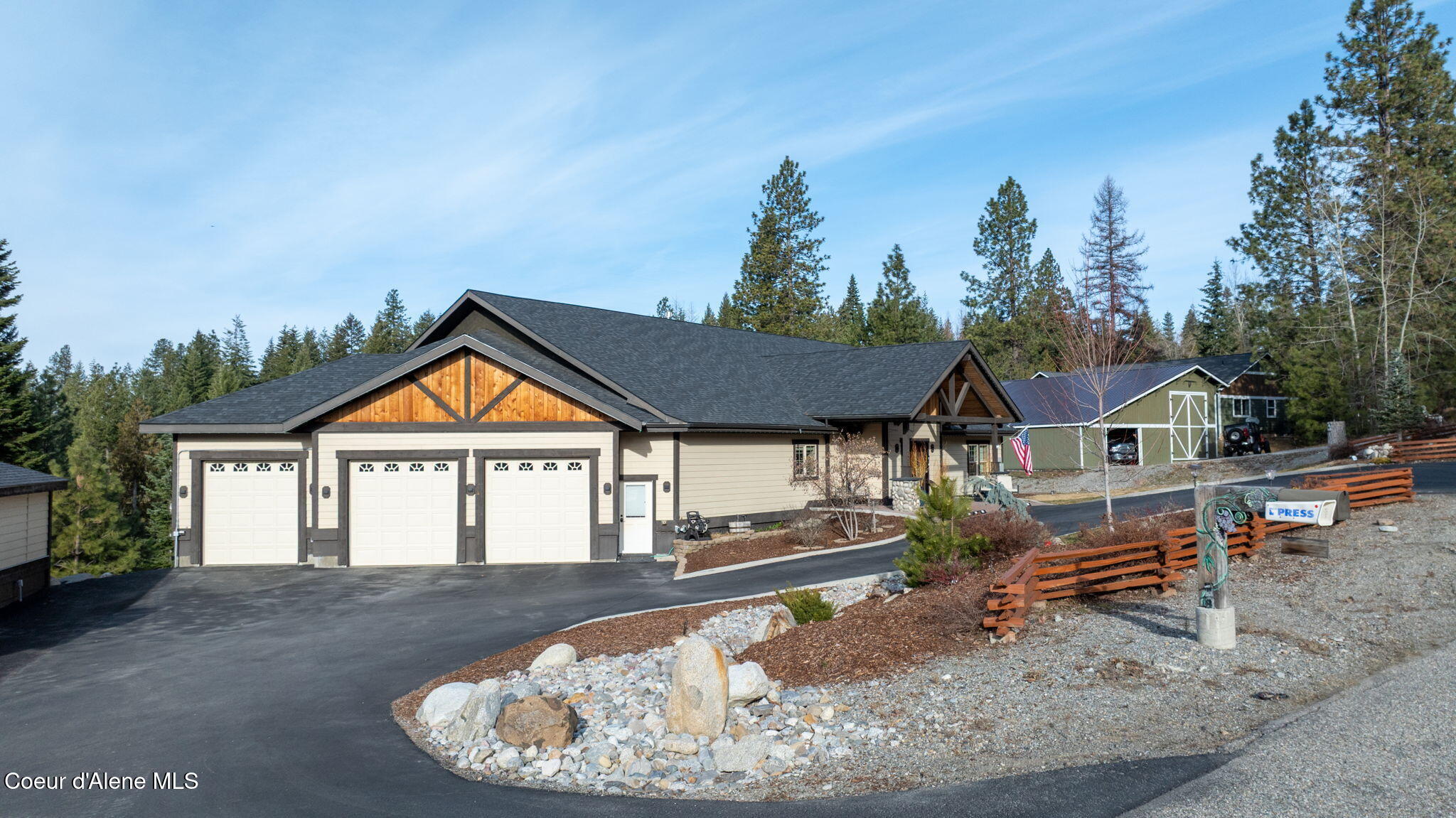 14563 North Saddle Ridge Road Rathdrum, ID 83858 - Photo 51 of 60 Circular Driveway