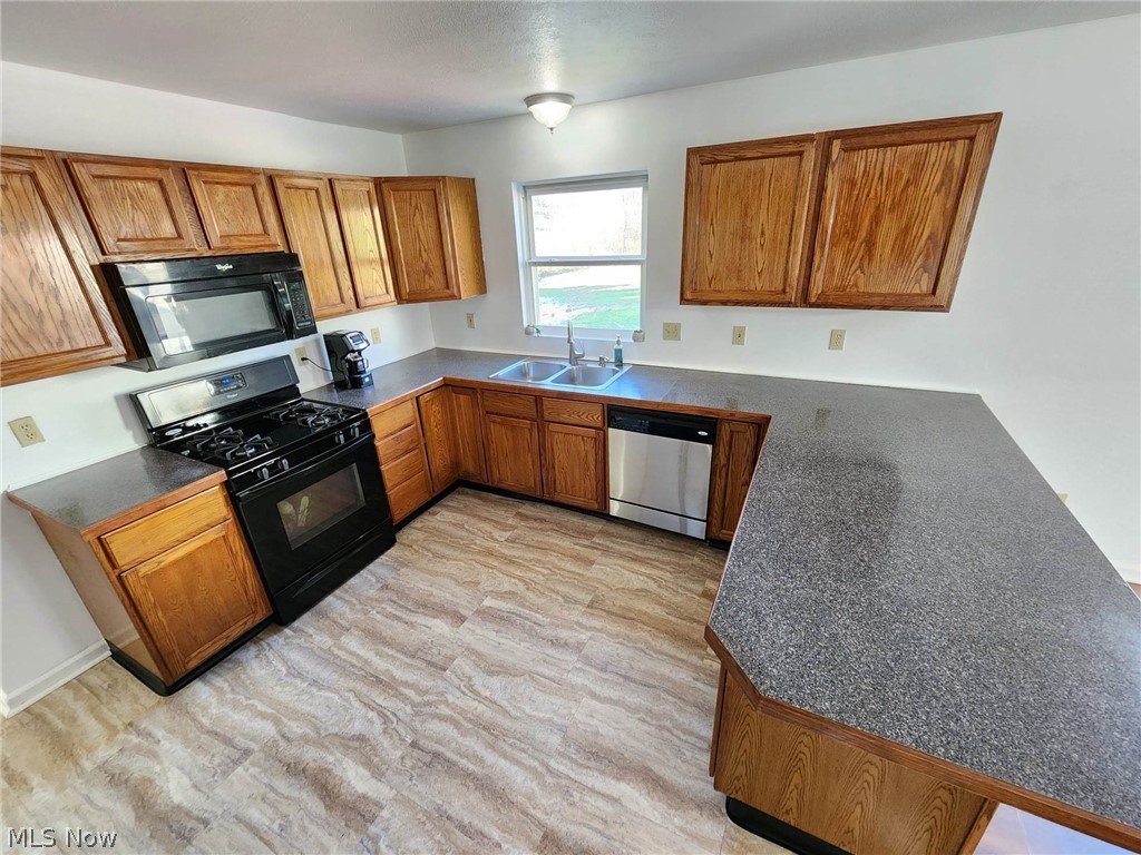 4024 Beckley Road Stow, OH 44224 - Photo 9 of 34 Gallery Image 9