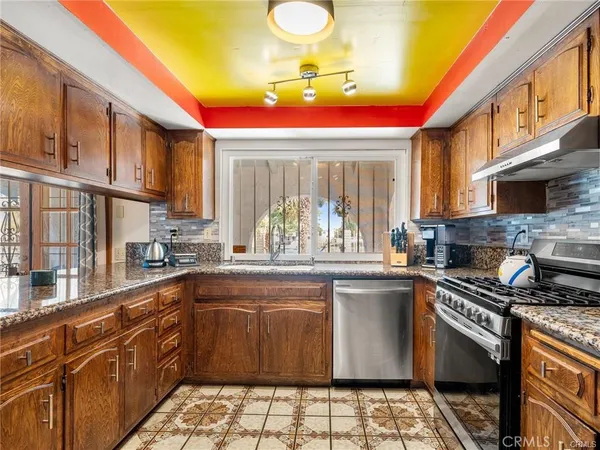 $430,000 | 13916 Burning Tree Drive, Victorville, CA 92395