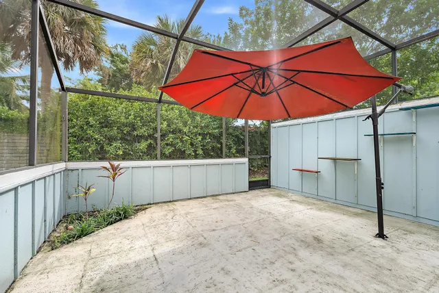 $325,000 | 6222 Riverwalk Lane, Unit 1, Jupiter, FL 33458