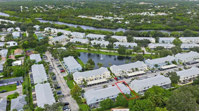 $325,000 | 6222 Riverwalk Lane, Unit 1, Jupiter, FL 33458