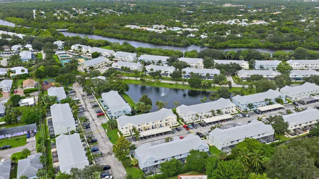 $325,000 | 6222 Riverwalk Lane, Unit 1, Jupiter, FL 33458