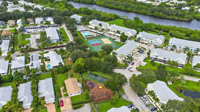 $325,000 | 6222 Riverwalk Lane, Unit 1, Jupiter, FL 33458