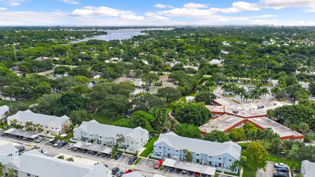 $325,000 | 6222 Riverwalk Lane, Unit 1, Jupiter, FL 33458